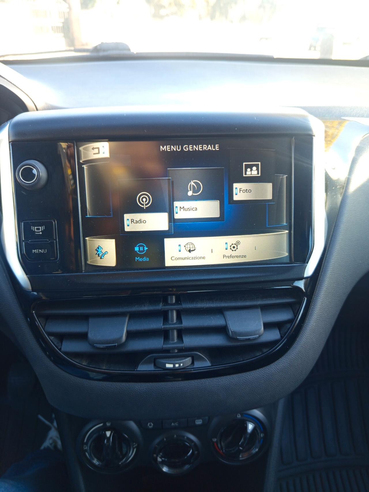 Peugeot 208 1.2 VTi 82 CV 5 porte Allure