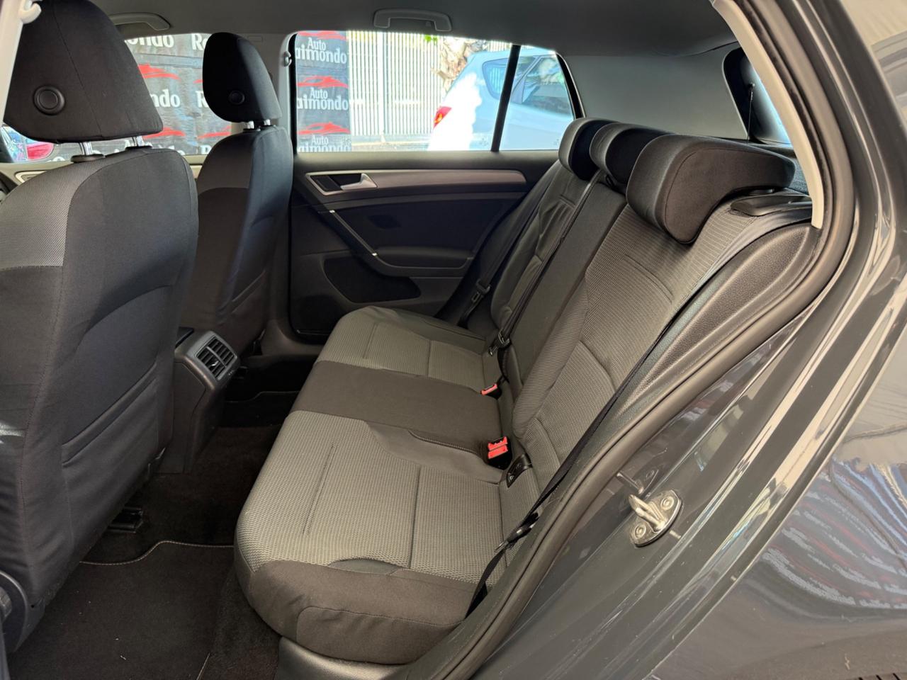 Volkswagen Golf 1.6 TDI 5p. Highline BlueMotion Technology