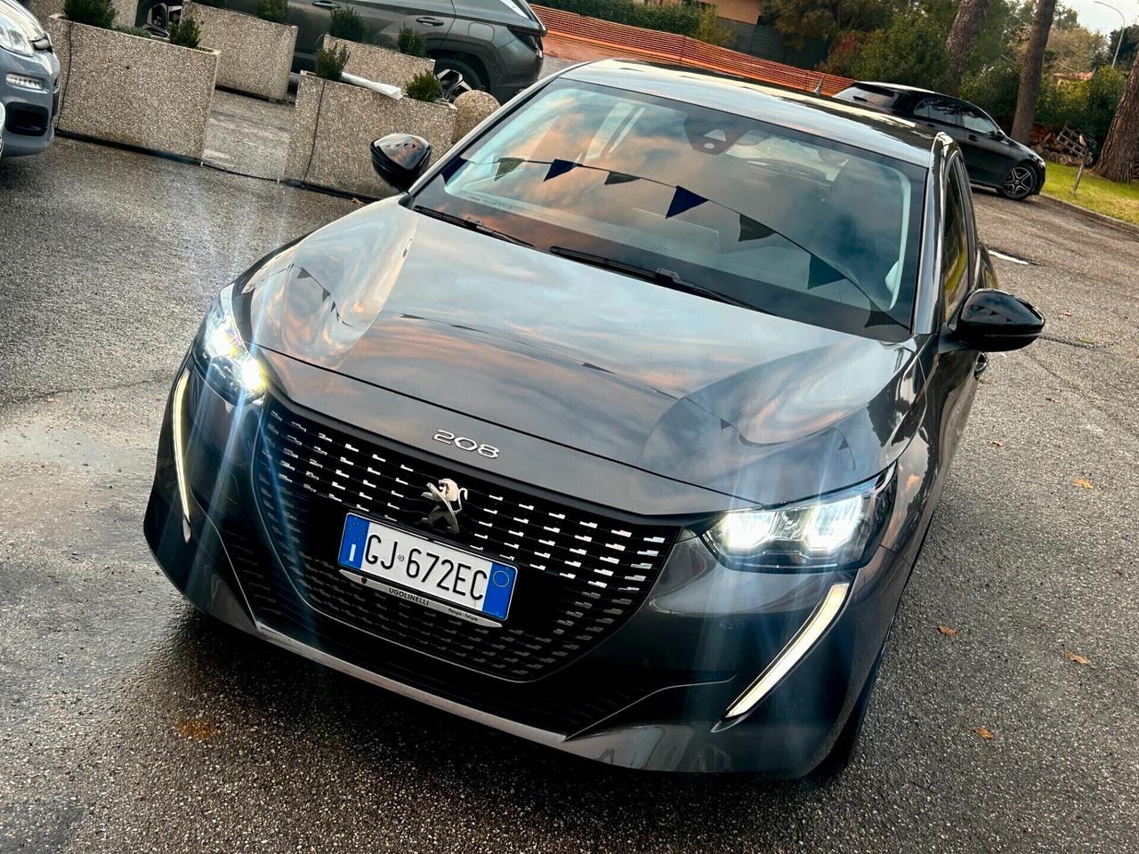 "X NEOPATENT." Peugeot 208 PureTech 5 porte Allure