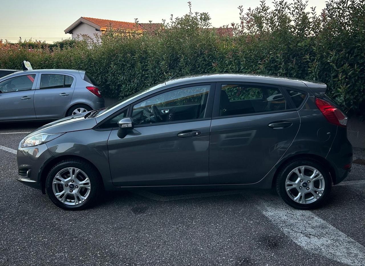 Ford Fiesta 1.0 80CV 5 porte Black & White Edition