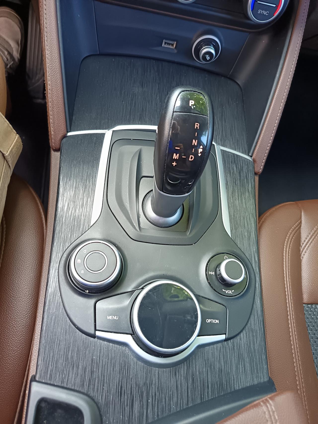 ALFA ROMEO Stelvio 2.2 TD 190 CV AT8 Q4 Executive
