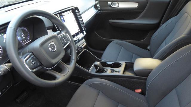 VOLVO XC40 T4 Recharge Plug-in Hybrid automatico Inscription
