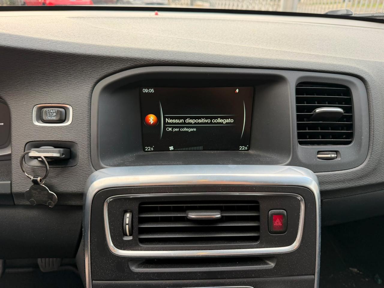 Volvo V60 D2 Geartronic Momentum N1