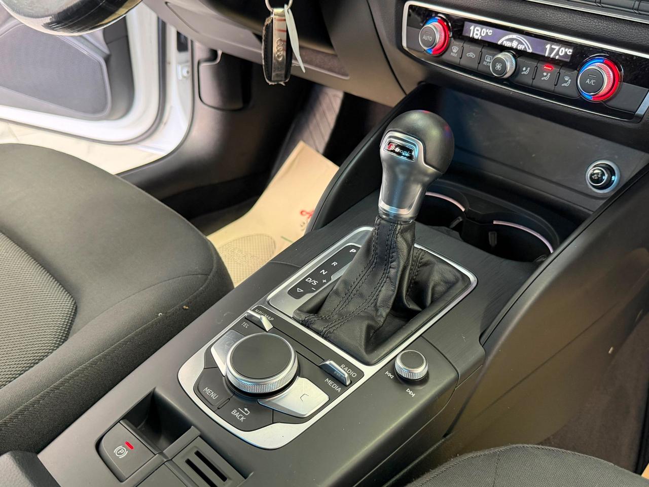 Audi A3 SPB 30 TDI Sport-116 cv-S-TRONIC-GARANTITA-2019