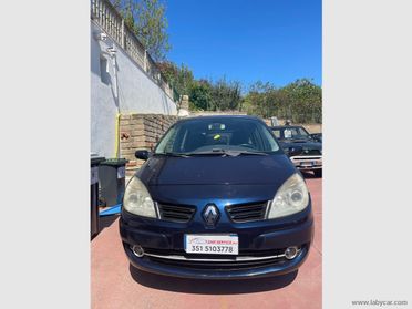 RENAULT Scénic 1.5 dCi 105 CV Conquest