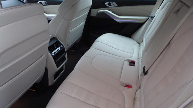 BMW X5 xDrive30d 48V Business