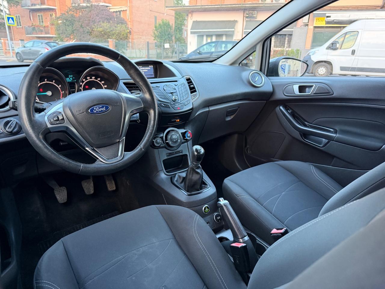 Ford Fiesta 1.4 5 porte Bz.- GPL Black & White Edition