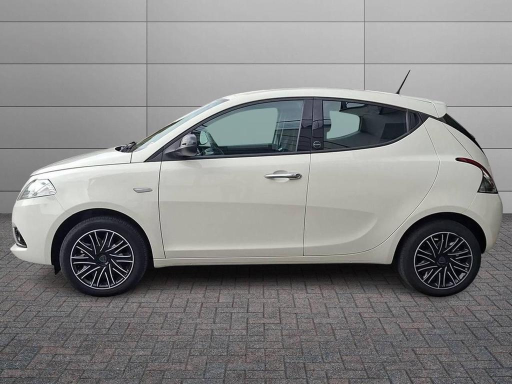 Lancia Ypsilon 5 Porte 1.0 FireFly Hybrid Gold