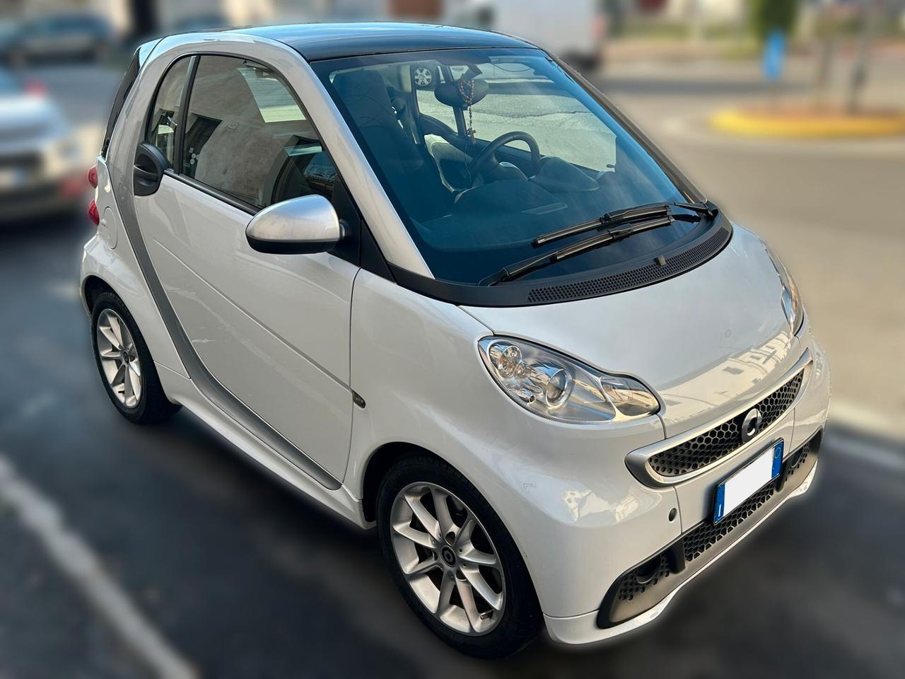 Smart ForTwo 1.0 mhd Passion 71cv FL - ANCHE PER NEOPATENTATI
