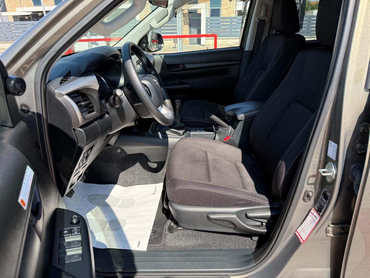 Toyota Hilux 2.8 D-4D 4WD 4 porte Double Cab Comfort