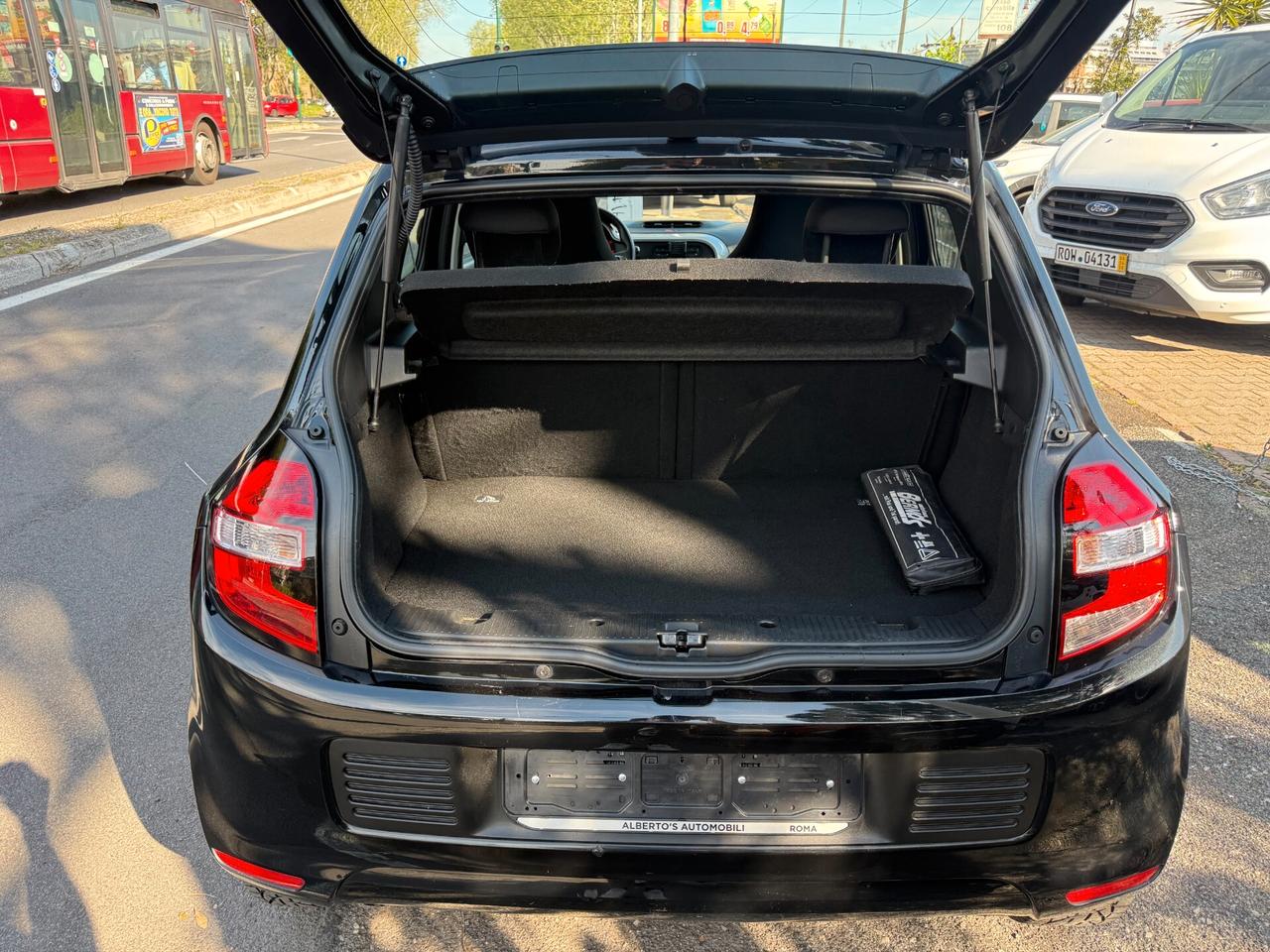 Renault Twingo SCe Intens Limited