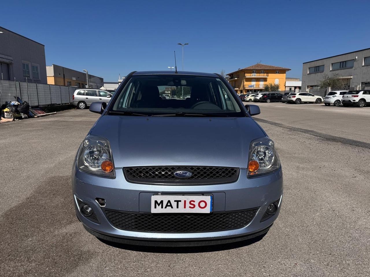 Ford Fiesta 1.2 16V 5p. Ghia km 144000
