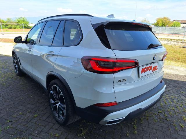 BMW X5 X5 G05 xdrive25d Business auto Pelle color Cognac, Tetto panoramico, Cerchi da 21