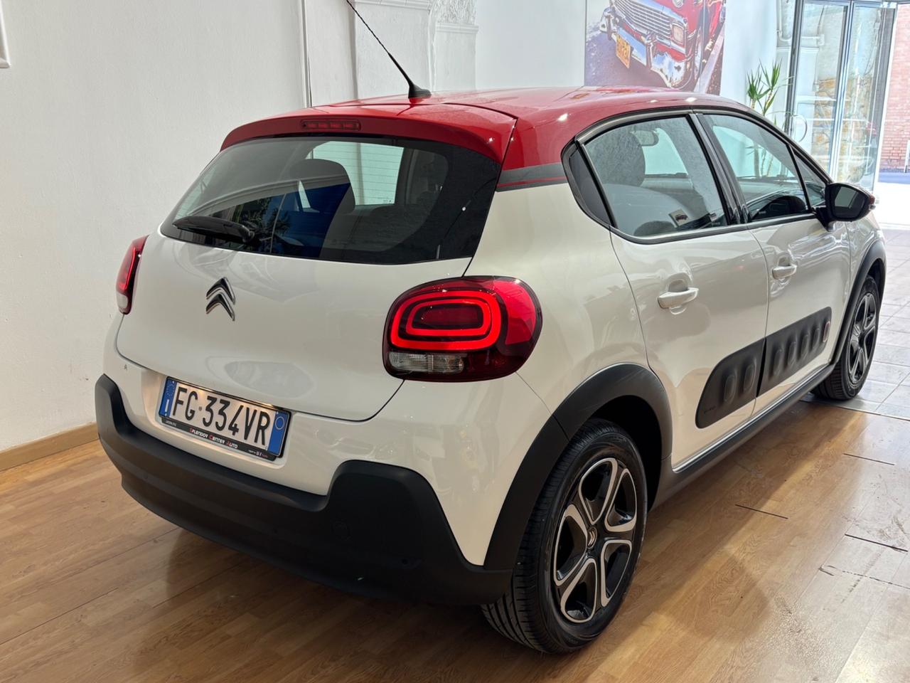 Citroen C3 PureTech 1.2 82cv Shine