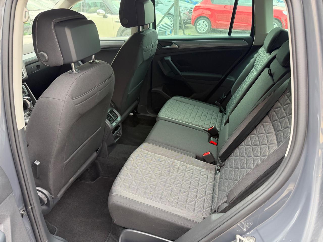 Volkswagen Tiguan 2.0 TDI 150 CV SCR DSG Elegance