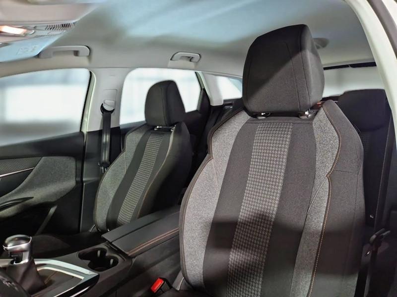 PEUGEOT 3008 BlueHDI 120 S/S Business