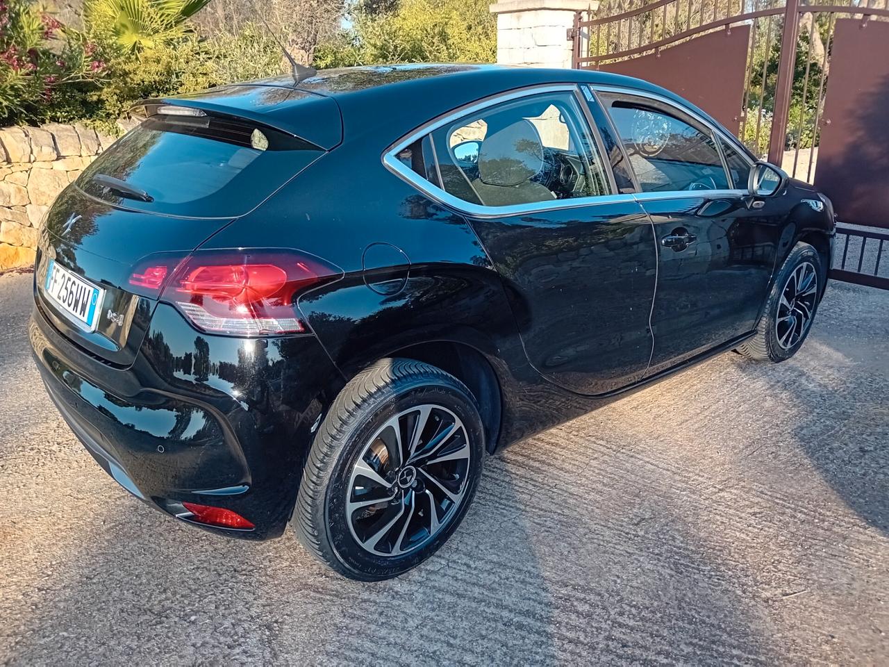 Ds DS4 4 BlueHDi 120 S&S Business