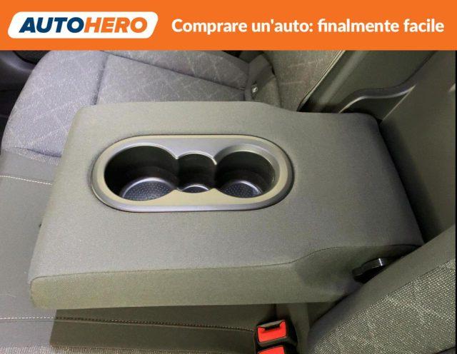 VOLKSWAGEN Golf 1.0 eTSI EVO DSG Life