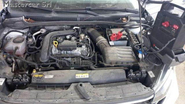 VOLKSWAGEN Taigo NEOPATENTATI Taigo 1.0 tsi Life 95cv TG : GP775BF