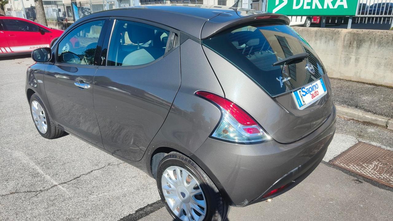 Lancia Ypsilon 1.3 MJT 16V 95 CV 5 porte S&S