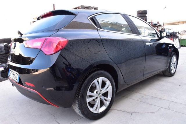 ALFA ROMEO Giulietta 1.6 JTDm-2 105 CV Distinctive