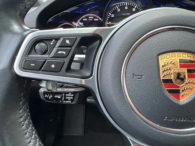 Porsche Cayenne Coupé 3.0 V6 E-Hybrid Platinum Edition