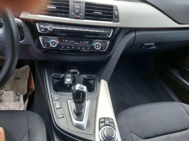 Bmw 320 320d Touring Sport gomme nuove tagliandata euro6b