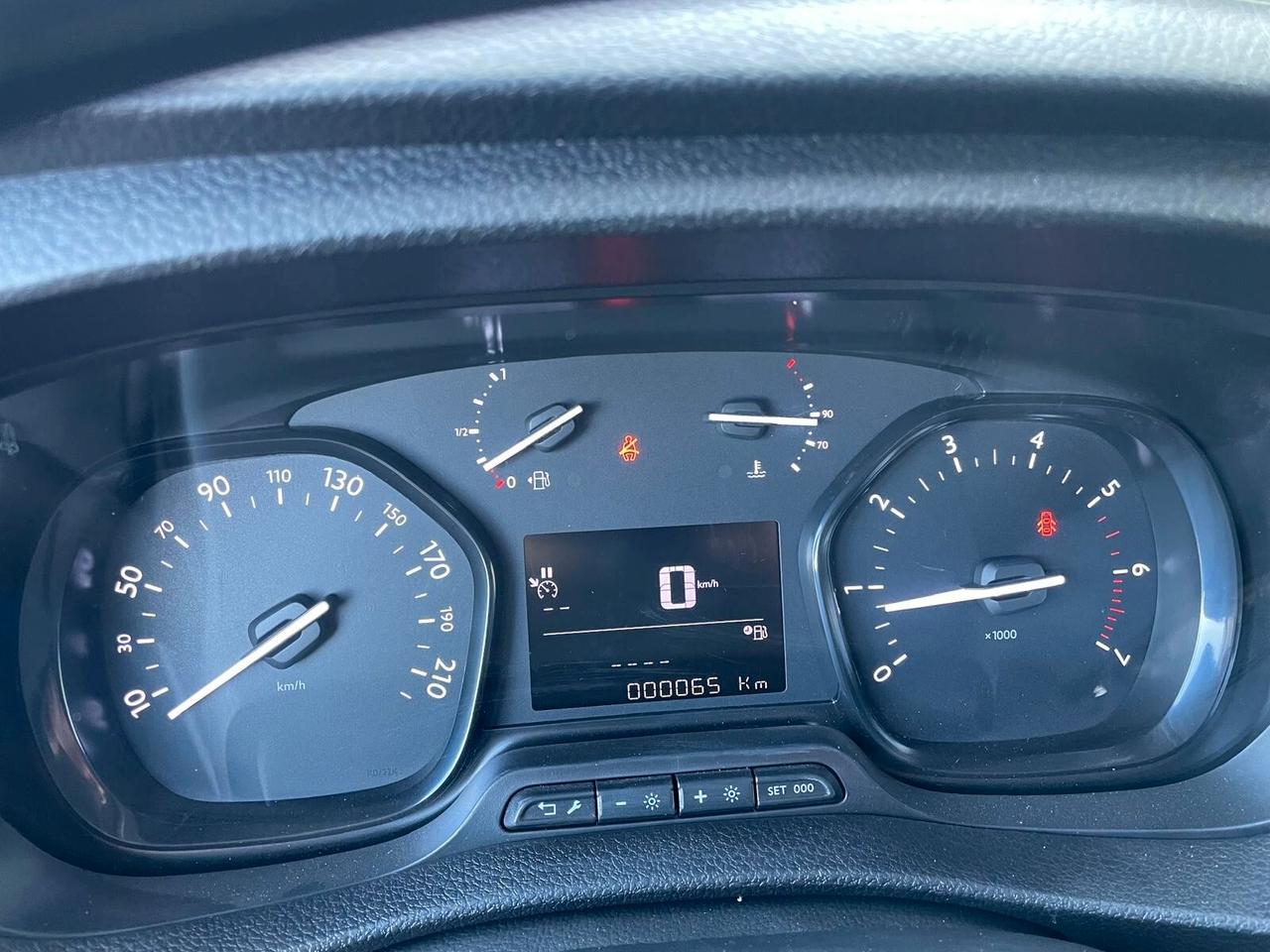 Fiat Scudo 2.0 BlueHDi 145 CV 9 posti passo lungo Flex Floor