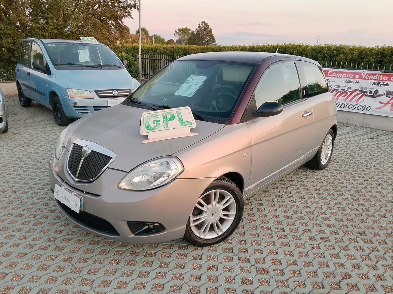 Lancia Ypsilon 1.2-GPL-NEOPAT-2008