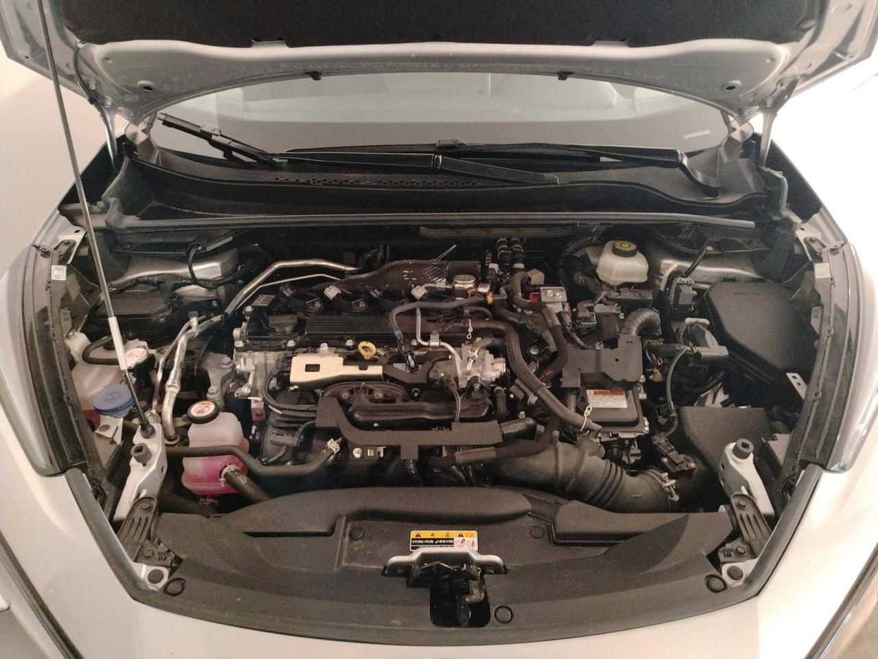 Toyota C-HR 2.0 hev Lounge fwd