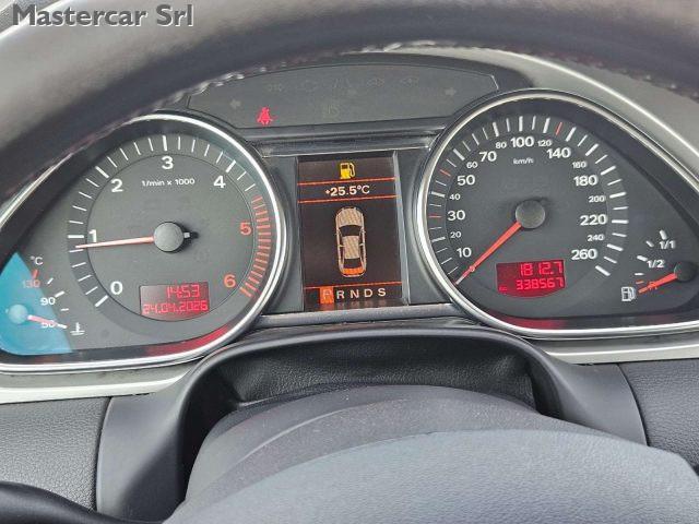 AUDI Q7 Q7 I 2006 3.0 V6 tdi quattro tiptronic DE836NF