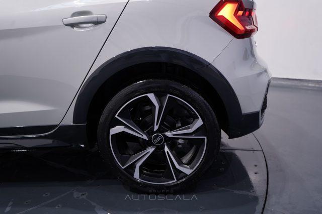 AUDI A1 allstreet 30 TFSI S-Tronic Identity Contrast