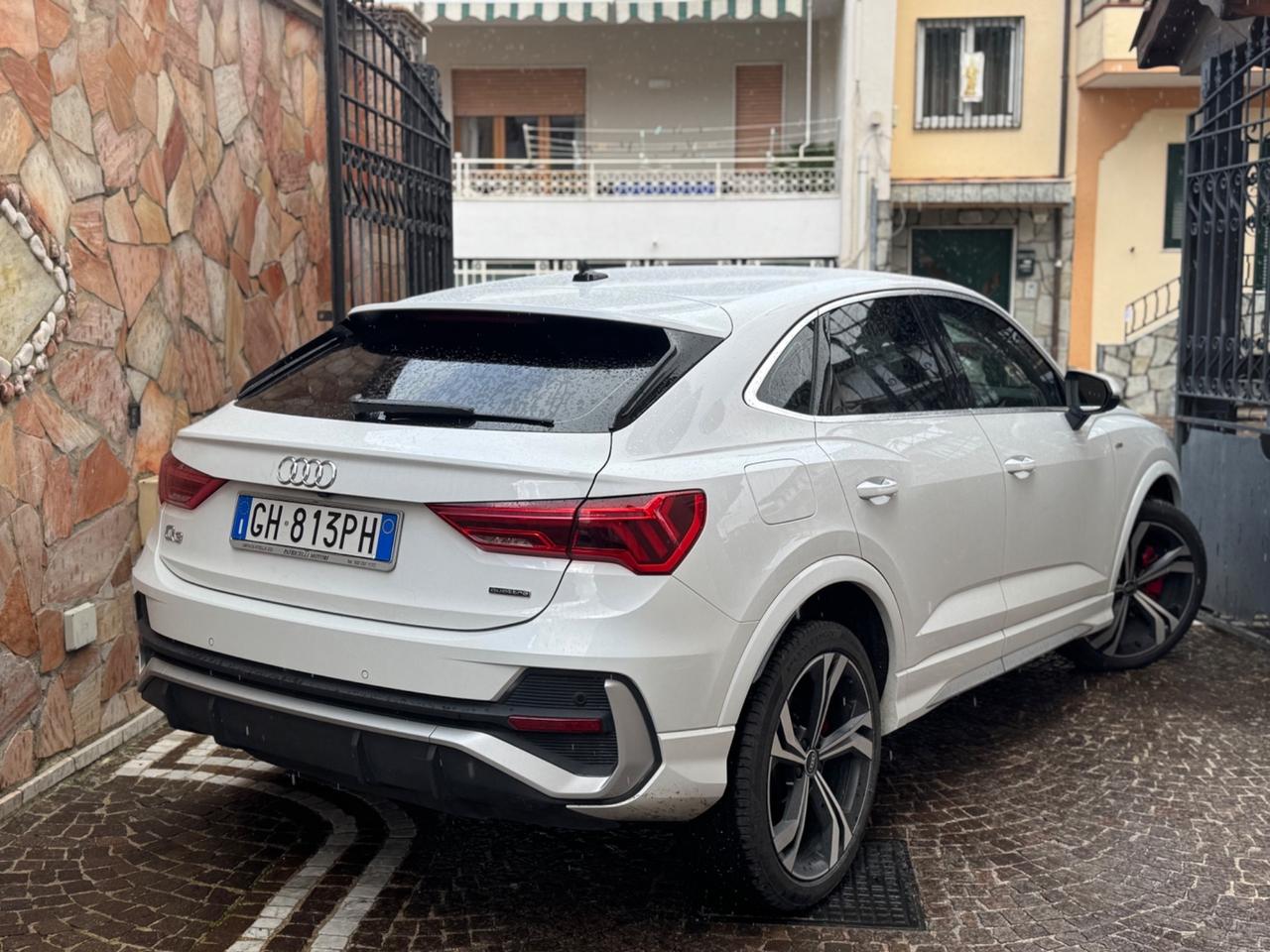 Audi Q3 40 TDI quattro S tronic line edition
