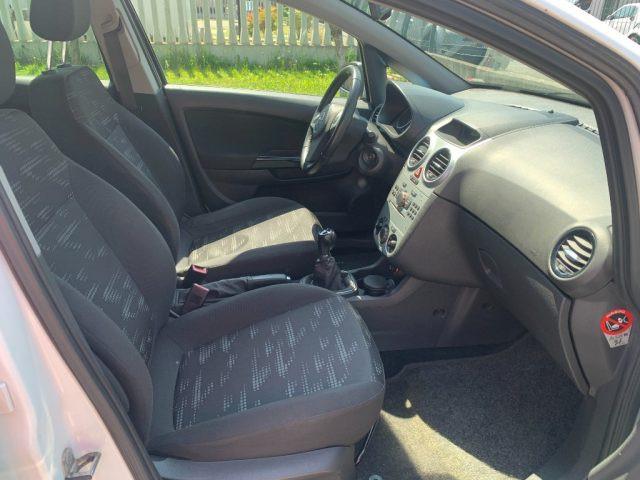 OPEL Corsa 1.2 5 porte COSMO