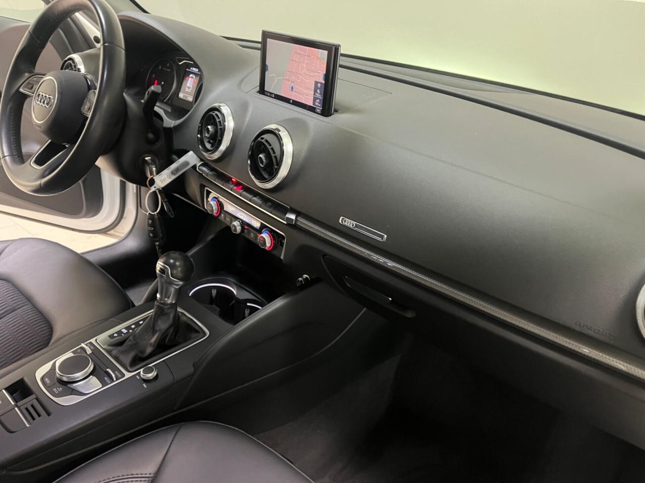 Audi A3 SPB 2.0 150cv TDI S tronic Sport