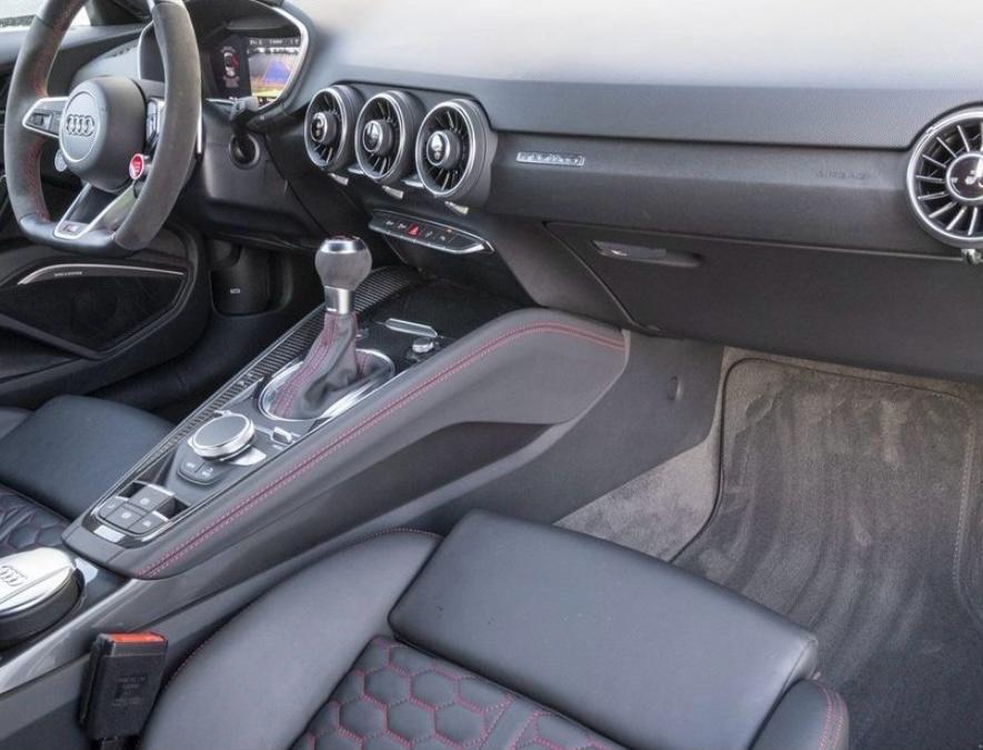 Audi TT RS Roadster 400 CV