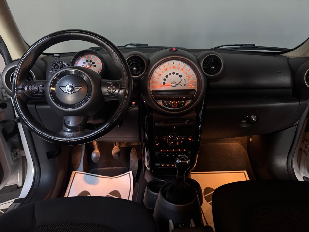 Mini Cooper D Countryman 1.6 ALL4 ADATTA A NEOPATENTATI