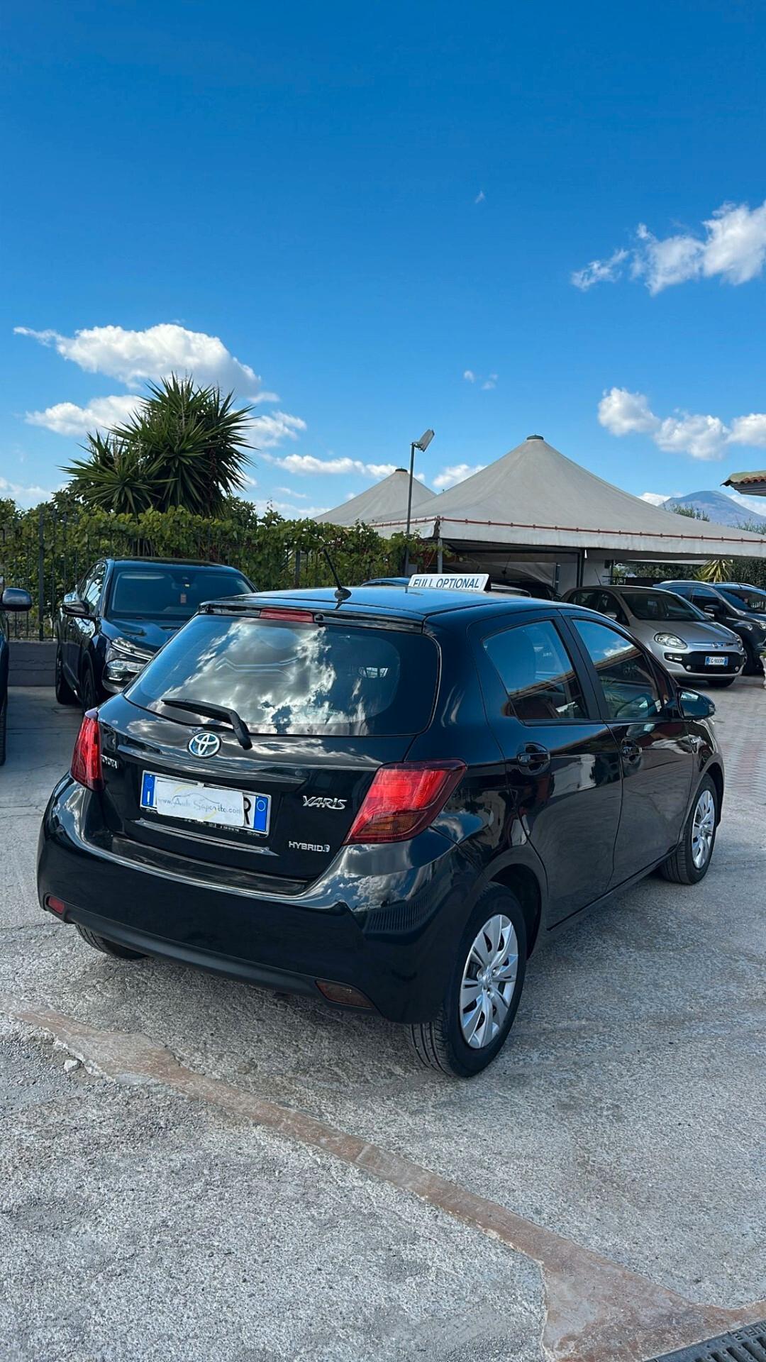 Toyota Yaris 1.5 Hybrid 5 porte Business