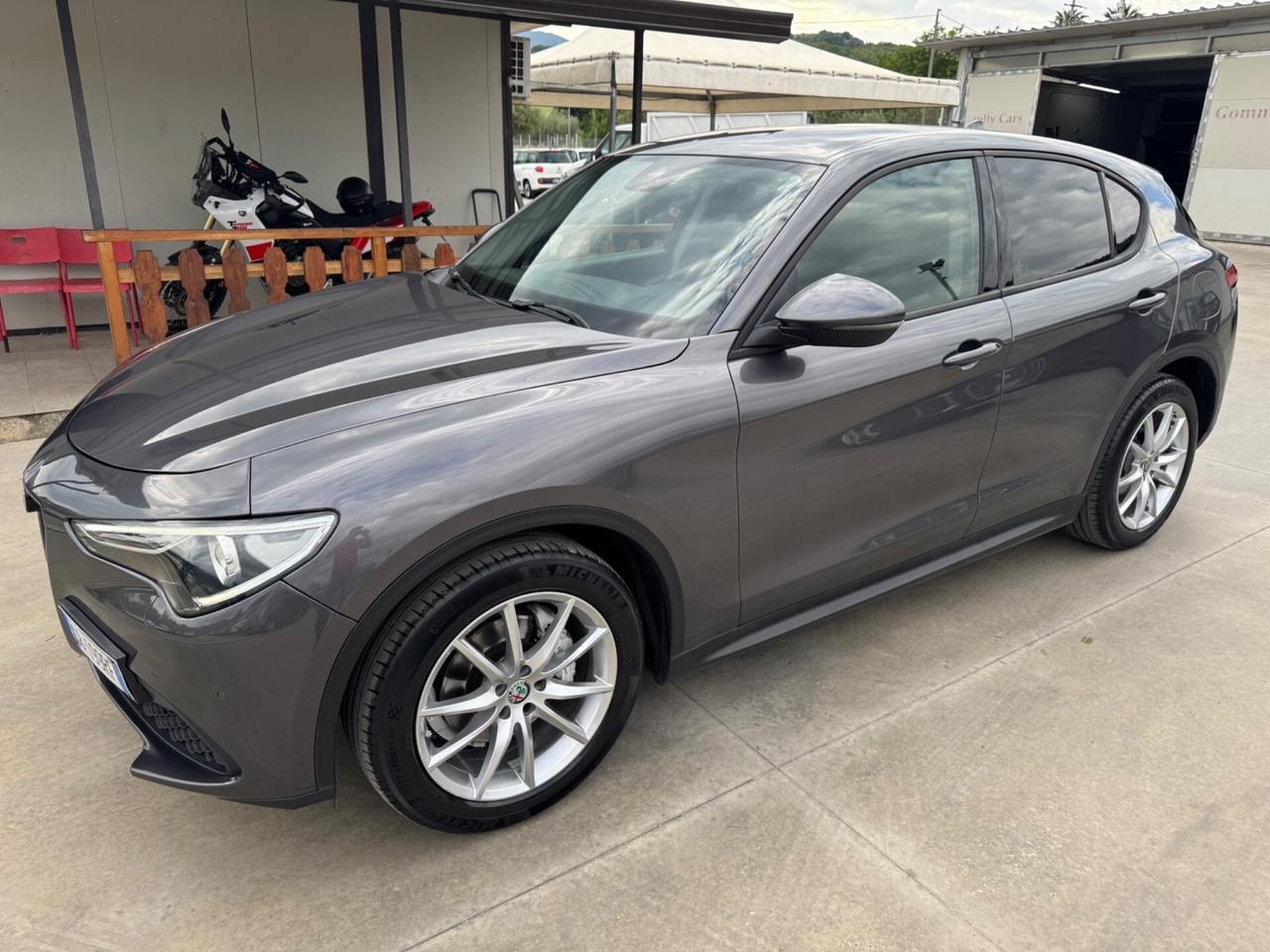 Alfa Romeo Stelvio 2.2 Turbodiesel 160 CV AT8