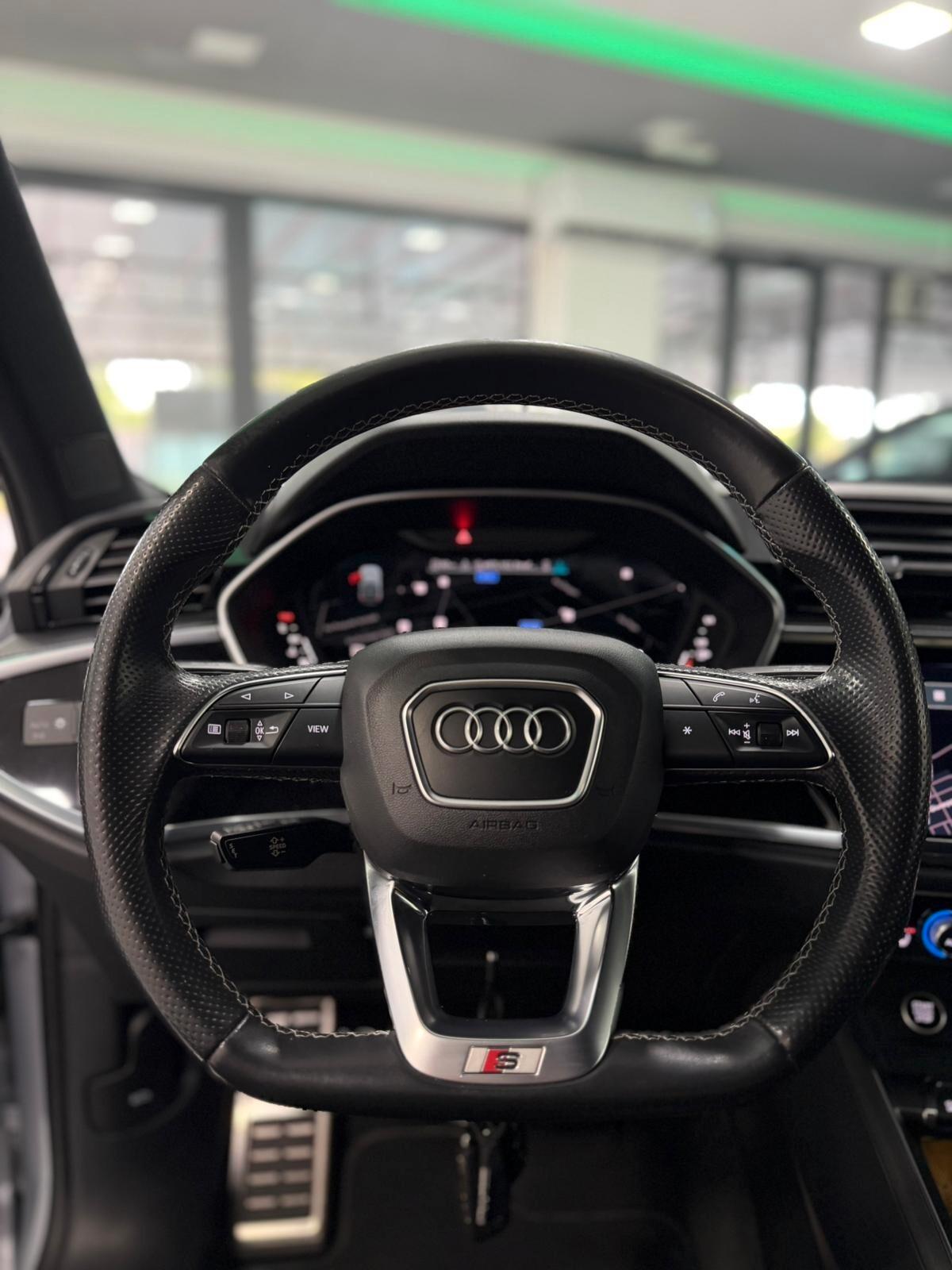 Audi Q3 35 TDI S tronic line edition