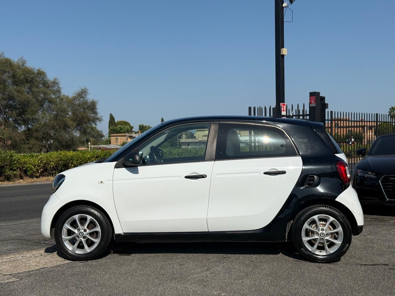 Smart ForFour 70 1.0 twinamic Youngster