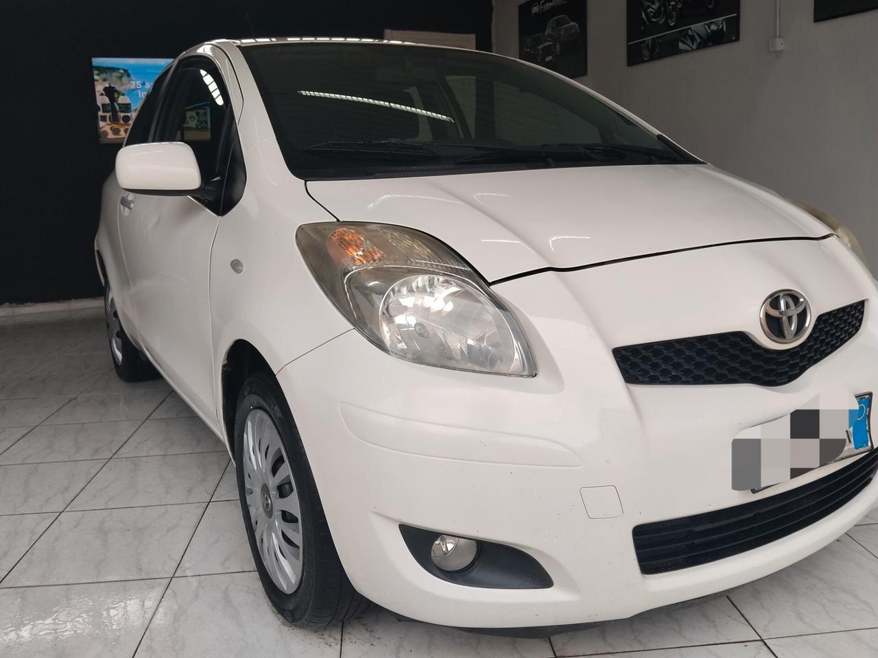 Toyota Yaris 1.0 benzina 2010 CON GARANZIA