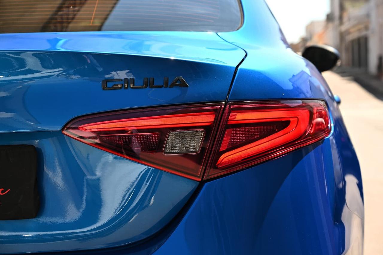 Alfa Romeo Giulia 2.2 Turbodiesel 160 CV AT8 Sprint