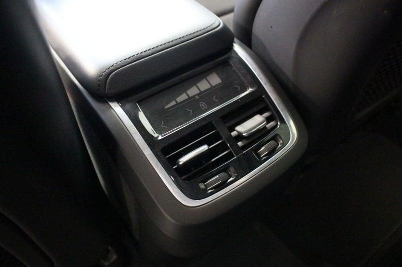 Volvo XC60 B4 (d) Geartronic Momentum Pro