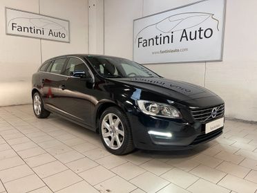 Volvo V60 Momentum 1.6 d2-Ok Neopatentati-LEGGI SOTTO