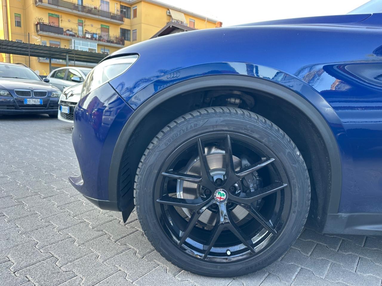 Alfa Romeo Stelvio 2.2 Turbodiesel 210 CV AT8 Q4 Super