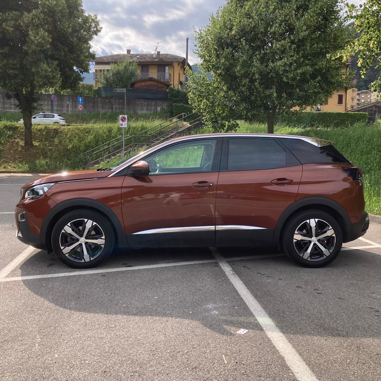 Peugeot 3008 BlueHDi 130 S&S EAT8 Allure