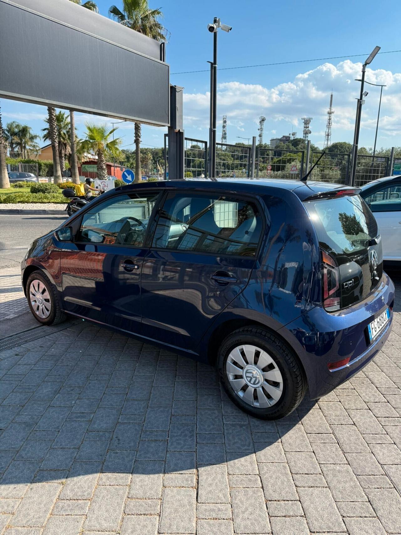 Volkswagen up! 1.0 5p. take