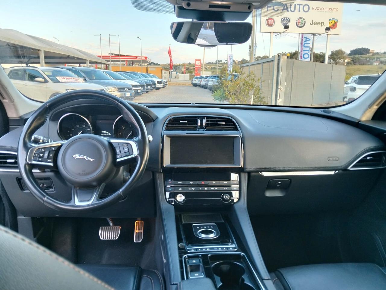 Jaguar F-Pace 2.0 D 180 CV AWD aut. Portfolio
