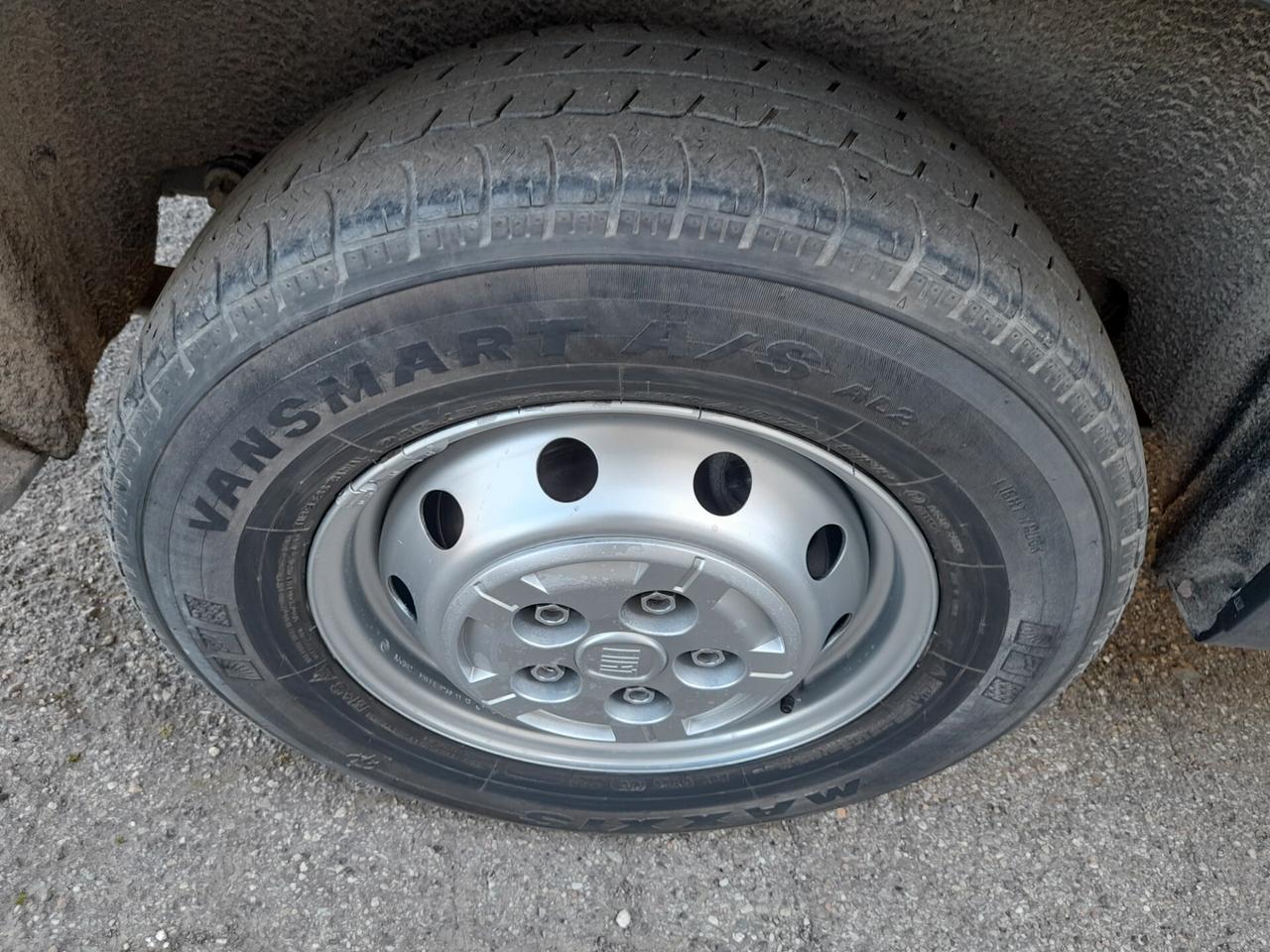 Fiat Ducato 33 2.0 MJT PM-TN Furgone Vetrato